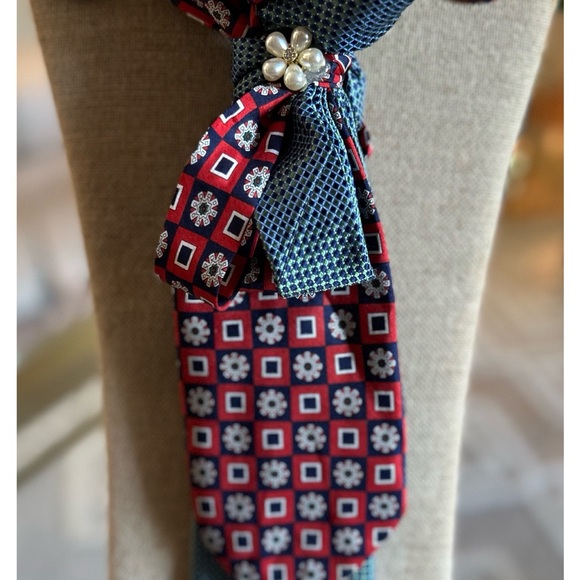 Red and Blue Patterned Tie with Floral Accents - Picture 1 of 2